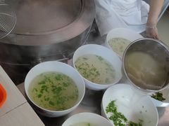 -周震馄饨