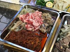 -金鼎雪山牦牛杂火锅(理县总店)