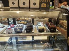 -红跑车蛋糕世界(网巾市店)