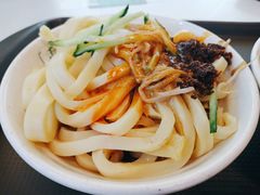 高担酿皮-舌尖尖传统小吃(万达店)