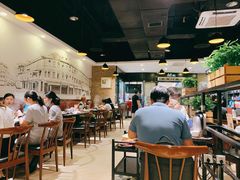 大堂-八合里潮汕鲜牛肉火锅(惠州华贸店)