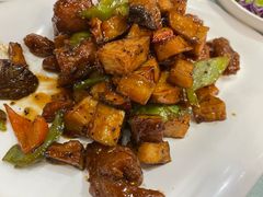-六和聚传统烤鸭.天津菜(和平店)