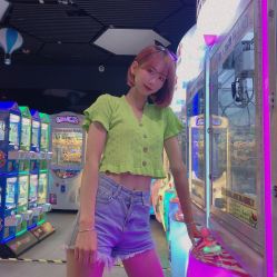 -BULB STUDIO 巴柏明星发型工作室