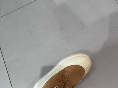 -UGG(燕莎奥特莱斯购物中心店)