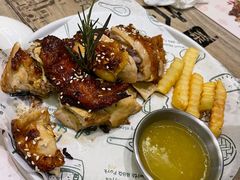 -茶港·点心·啫啫煲(范湖万达广场店)