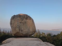-东山风动石景区