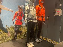 -迪卡侬(大英山店)