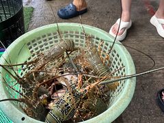 -拉威海鲜市场