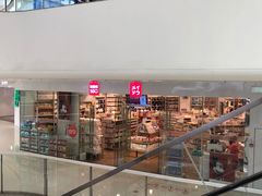 -名创优品(广州萝岗万达广场店)