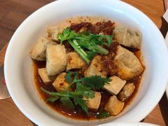 -诚铭记·虾仁汤包·成都小吃(融创店)