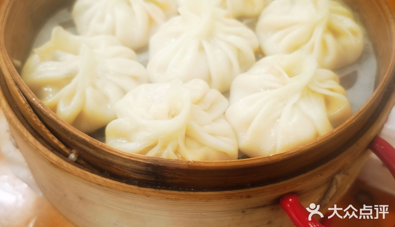 想到去过的浙江省内食辣的衢州地区 肉馅的一般放葱