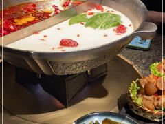 -湊湊火锅·茶憩(新中关购物中心店)