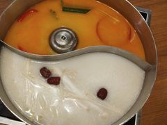 -樾餐厅泰式海鲜火锅(民歌湖店)