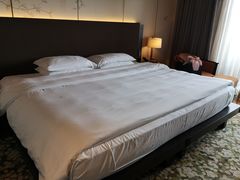 超大床-上海崇明金茂凯悦酒店