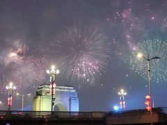 -谭记老字号跳跳蛙·香辣蟹.专注二十年(滨江店)
