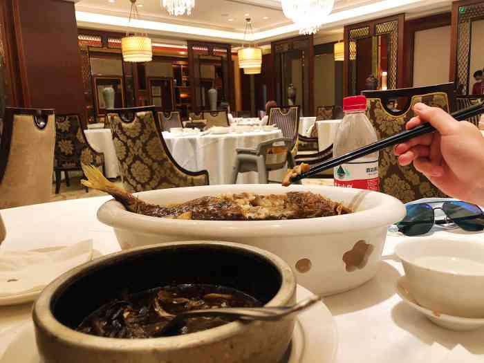 南京香格里拉·江南灶中餐厅-"场面不输任意家餐厅,不过口味的话,只能
