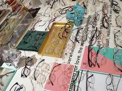 -肆兮眼镜·蔡司·徕卡战略合作店(大坪店)