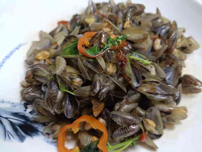 海门鱼仔店61潮汕味(五羊新城店)-"[薄荷]环境:新开的一家店,装修偏