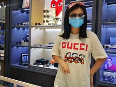 -宏宇眼镜蔡司依视路折扣店(兆佳眼镜城店)