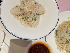 鸡丝凉面-国际青年会议酒店-苏莱斯餐厅