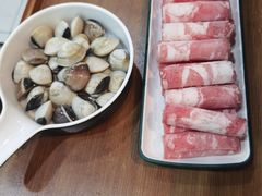 -老何家后安粉·糟粕醋海鲜火锅(三亚湾椰梦长廊店)