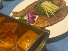 -香巴拉云南餐厅(华莱坞店)