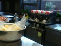 -HIGH FIVE哈福手工汉堡(桂林路店)