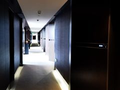 -深圳隐秀山居酒店