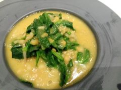 豌豆黄浸豌豆尖-半山腰·云南菜(侨福芳草地店)
