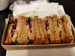 别样牛肉烧烤风味三明治-星巴克臻选(深圳皇庭广场分店)