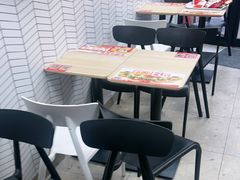 -华莱士·炸鸡汉堡(荔湾坑口店)