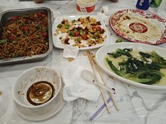 -江城燕子大排档(江汉路步行街店)