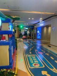 点击看大图 -纽西卡汽车小镇(大悦城店)