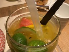 鲜水果绿茶-酒肆浅葱•烧烤•龙虾•排档(卓悦intown店)