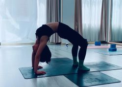 -亚太瑜伽普拉提学院