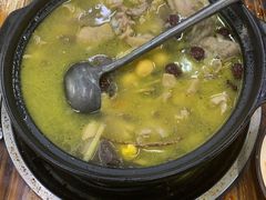 药膳沙煲鸡-周良天山牛杂城(天山路总店)