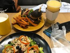 -HELLO 27 意面·沙拉·帕尼尼