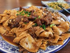 -壹阁胡羊焖饼(特色小吃街店)