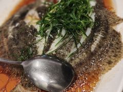 -泓历皇朝酒店(东亭店)
