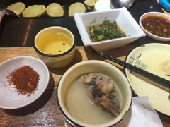 -有一锅·野生菌黑山羊腊排骨火锅(古城北门店)