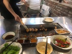 -马路牙子烧烤音乐酒馆(望京店)