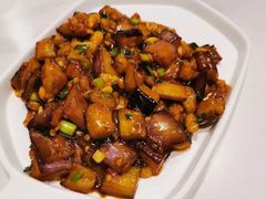 -关东小磨东北菜(上海长风大悦城店)
