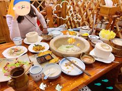 -滇香肴·云南菜蒸汽石锅鱼(云南北路店)