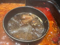 -老牌坊云南鱼豆花火锅(哈西万达店)