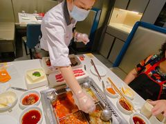 -海底捞火锅(长宁路龙之梦店)