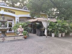 -火车头法国西餐厅