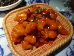 -卢大鲜鱼头捞饭(美利广场店)