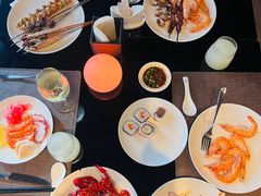 -唐拉雅秀酒店-西锦汇空中BBQ·思创餐厅