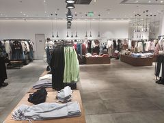 -URBAN REVIVO(西安Momopark店)