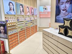 -moody彩瞳(环宇城店)